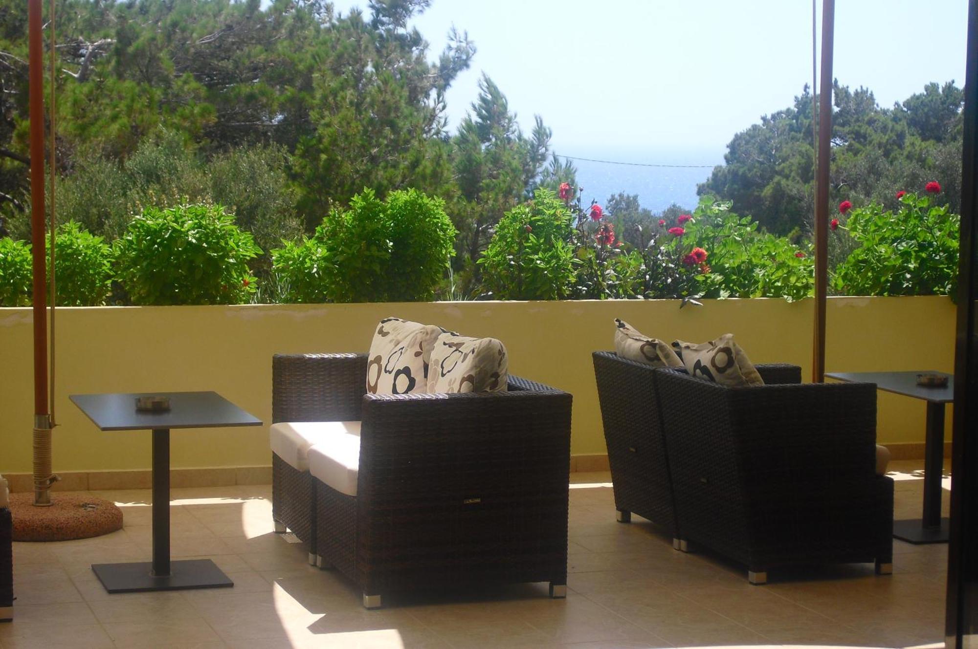 Miraluna Aparthotel Λευκός Καρπάθου Εξωτερικό φωτογραφία