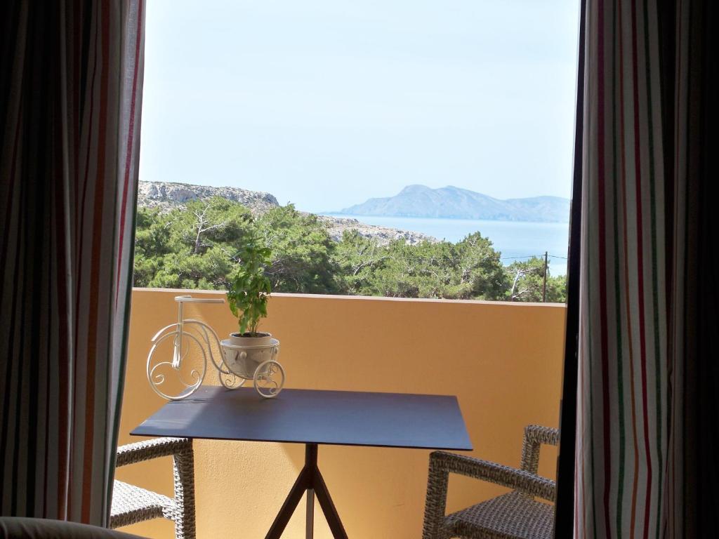 Miraluna Aparthotel Λευκός Καρπάθου Εξωτερικό φωτογραφία