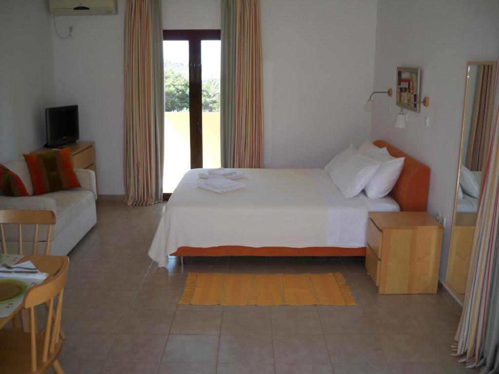 Miraluna Aparthotel Λευκός Καρπάθου Δωμάτιο φωτογραφία