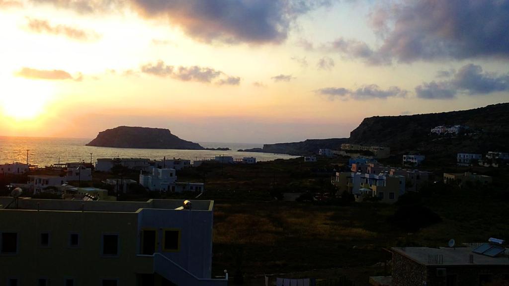 Miraluna Aparthotel Λευκός Καρπάθου Εξωτερικό φωτογραφία