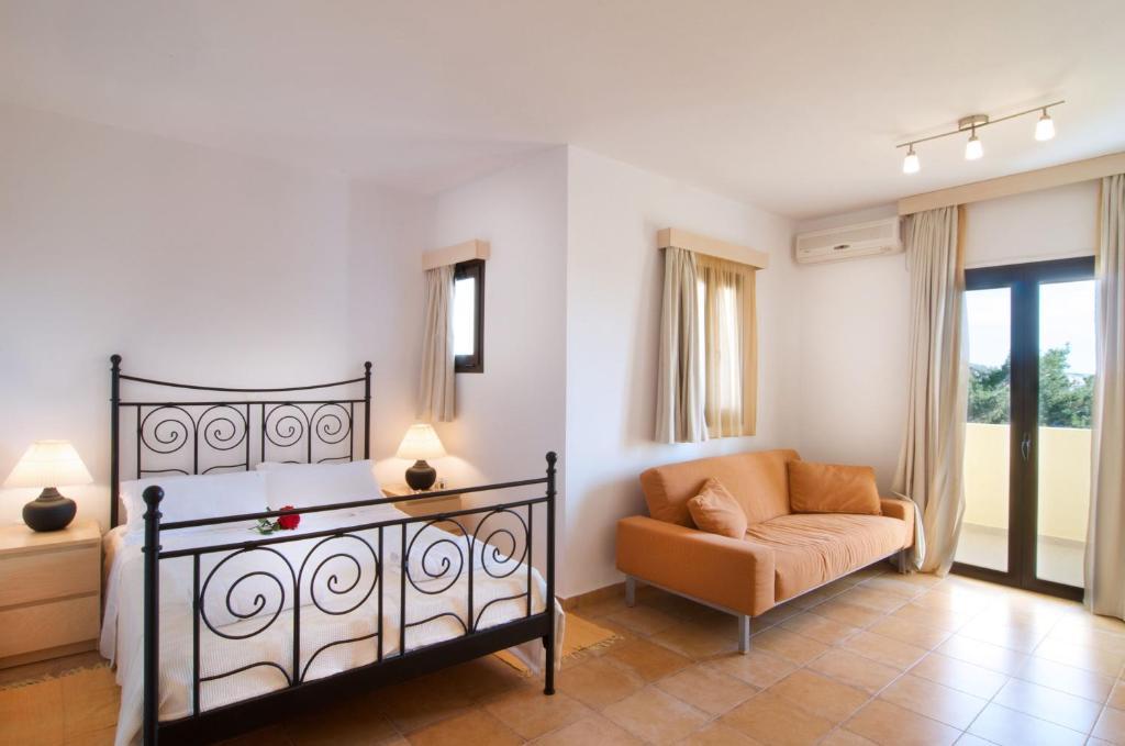 Miraluna Aparthotel Λευκός Καρπάθου Εξωτερικό φωτογραφία