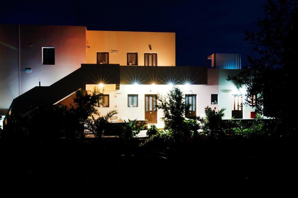 Miraluna Aparthotel Λευκός Καρπάθου Εξωτερικό φωτογραφία